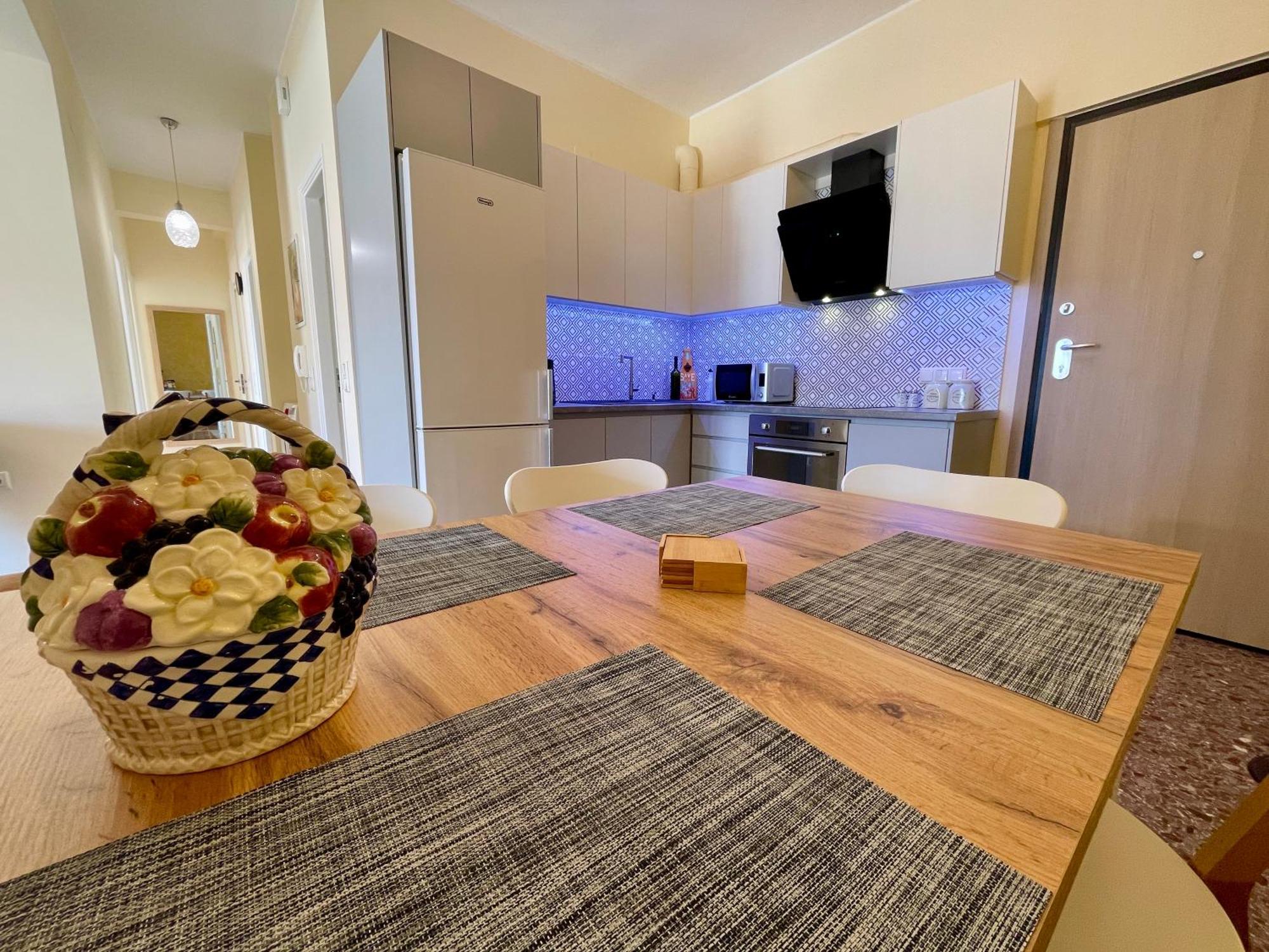 Kalamata.House - Sunny And Modern Apartment With View! Extérieur photo